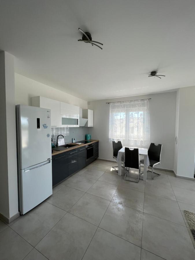 Apartment Sunset Pula Exterior photo